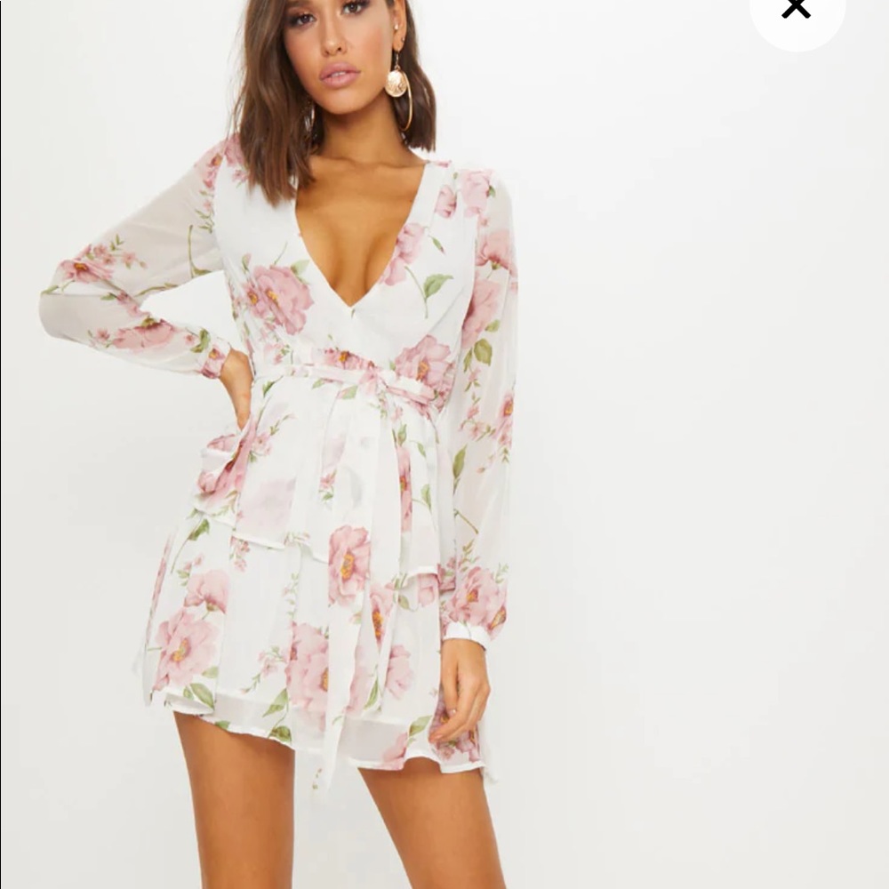 Women’s size Small (2) White Floral dress